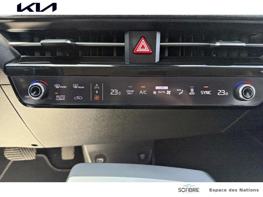 Kia EV6 - Photo 18