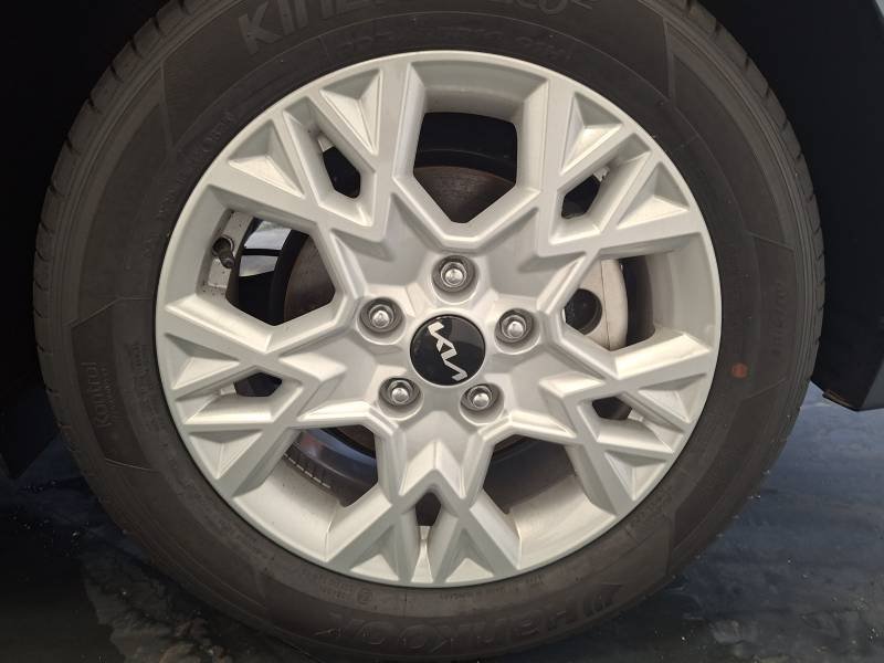 Kia CEED - Photo 12