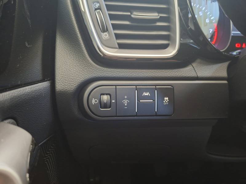 Kia CEED - Photo 35
