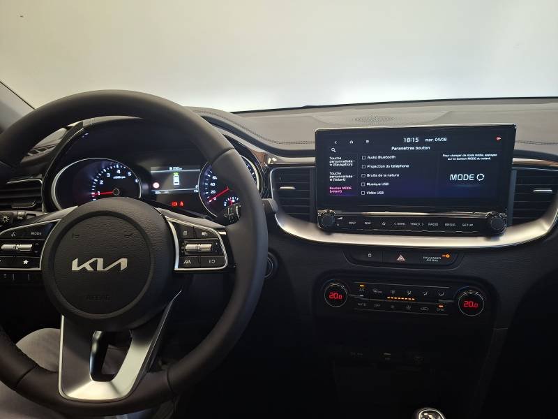 Kia CEED - Photo 37