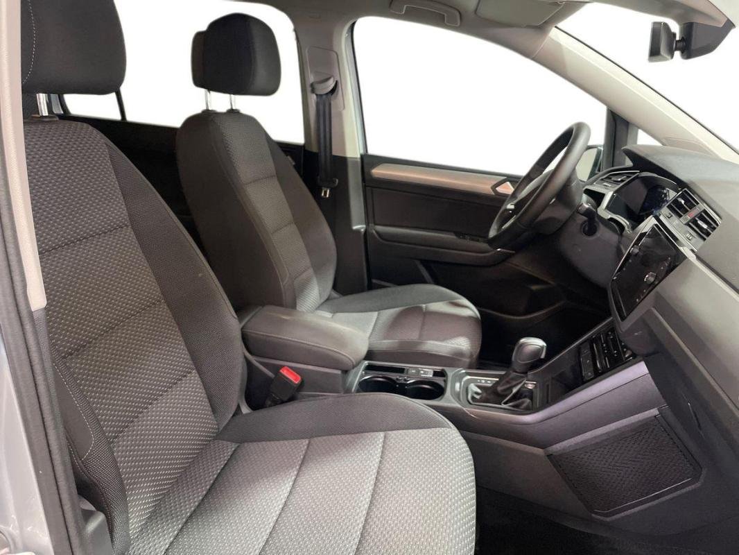 Volkswagen Touran - Photo 13