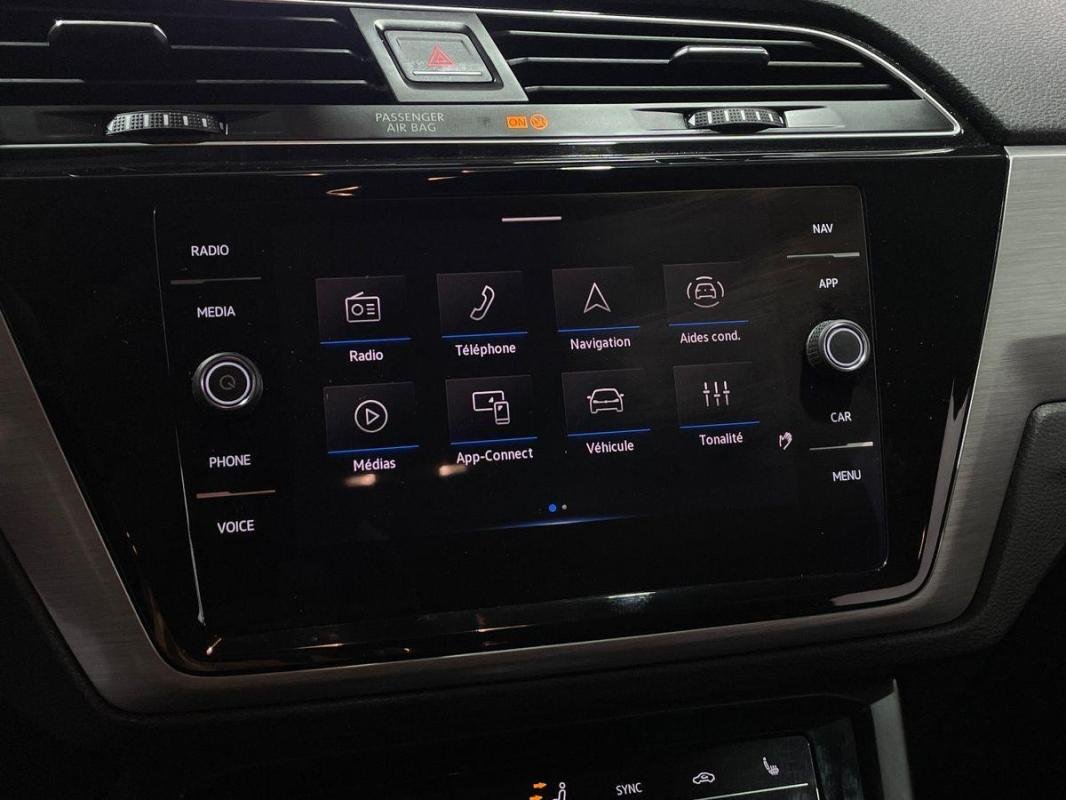 Volkswagen Touran - Photo 16