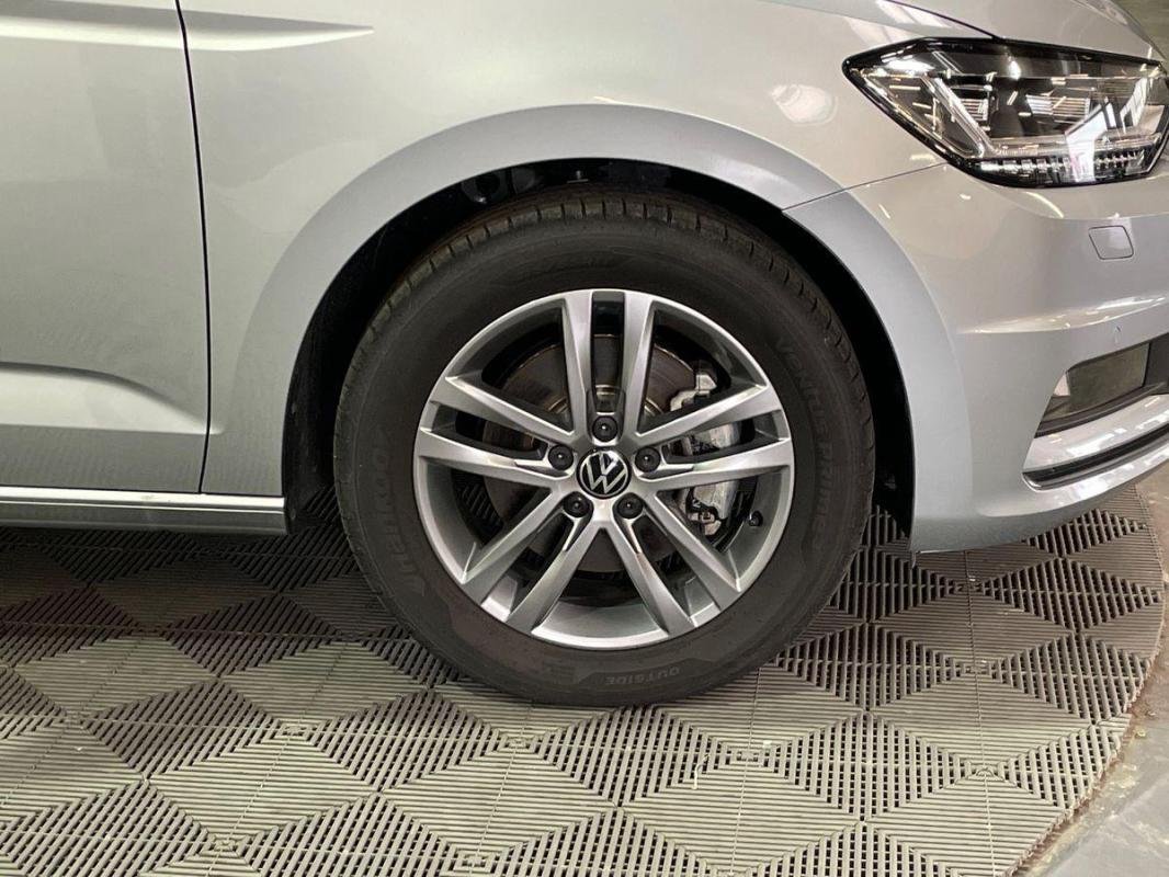 Volkswagen Touran - Photo 29
