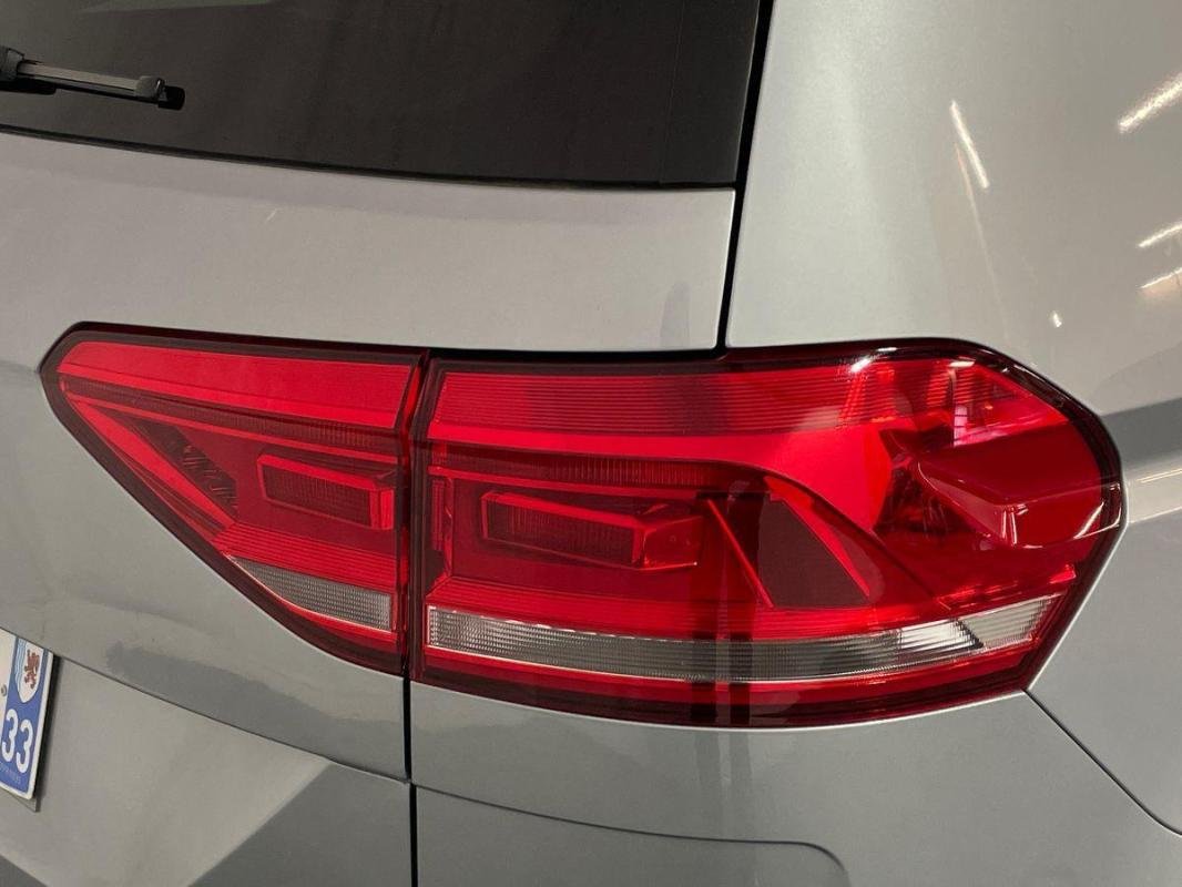 Volkswagen Touran - Photo 30