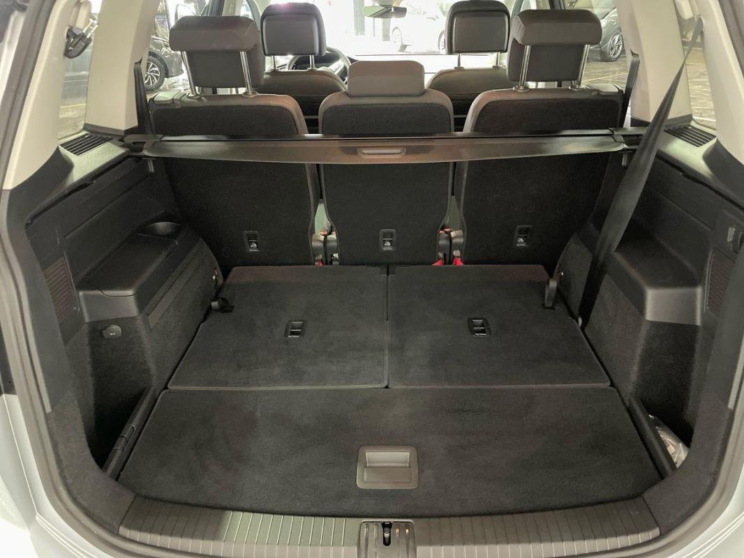 Volkswagen Touran - Photo 31