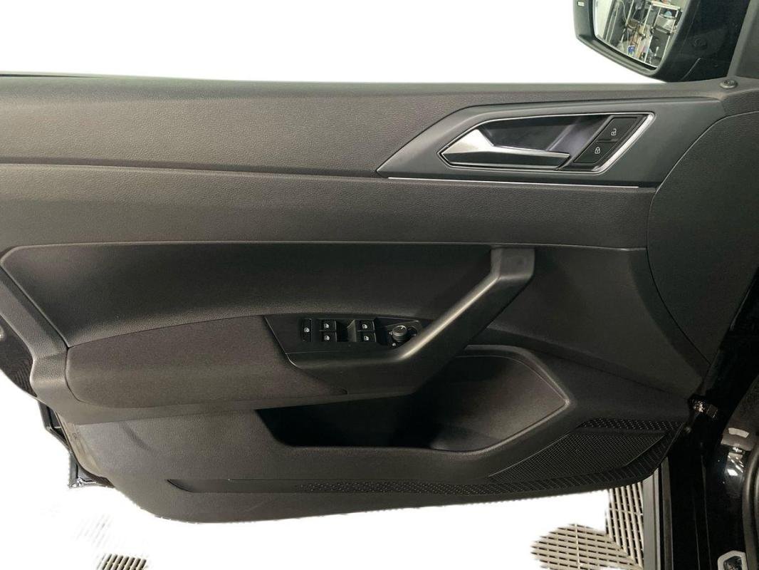 Volkswagen Polo - Photo 11