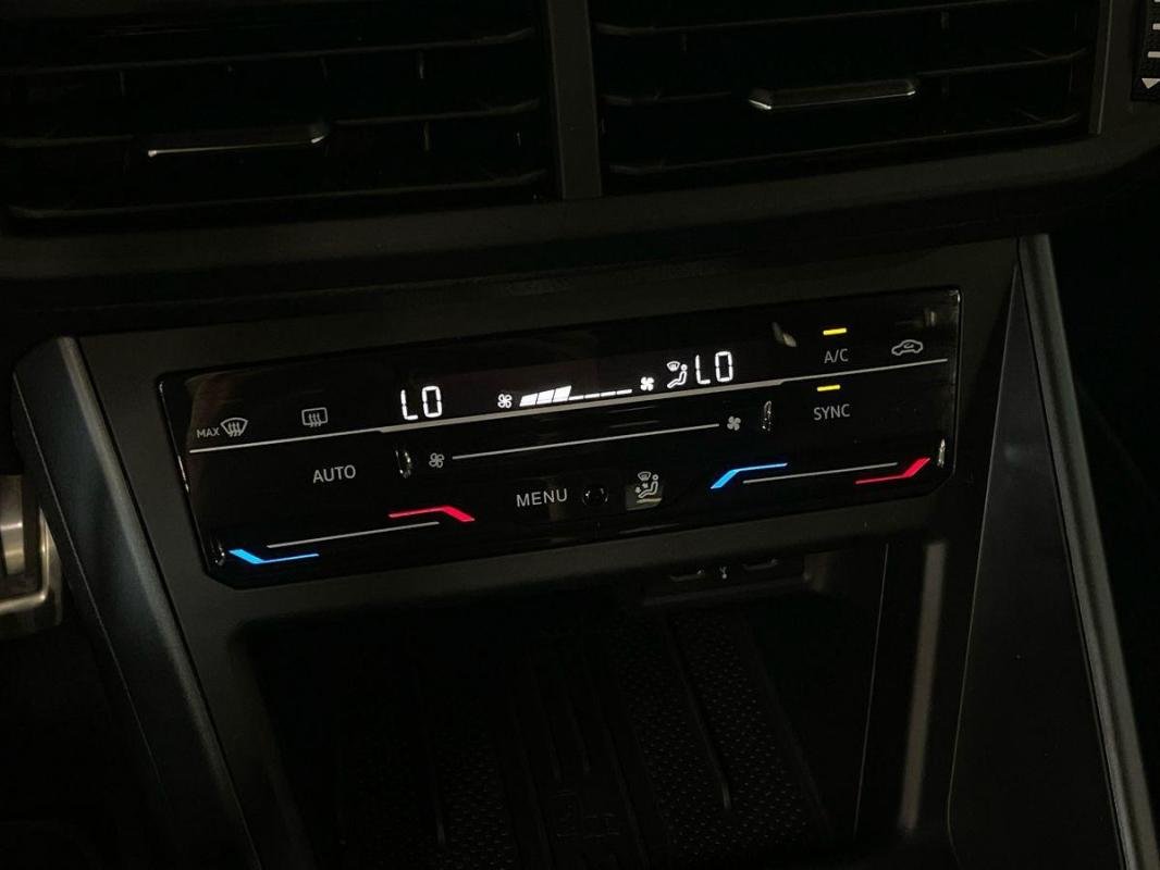 Volkswagen Polo - Photo 15