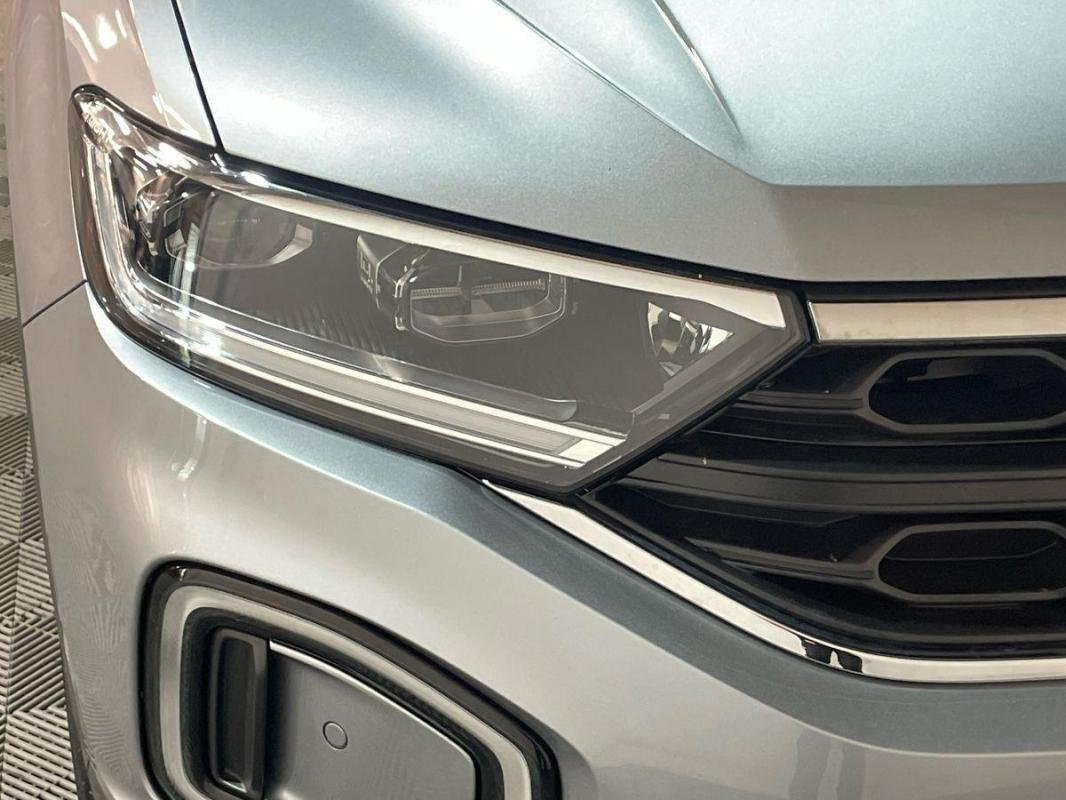 Volkswagen T-Roc - Photo 25