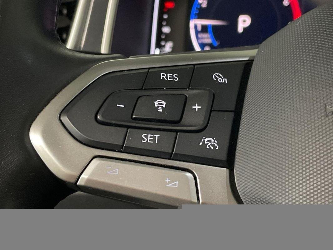 Volkswagen T-Roc - Photo 18