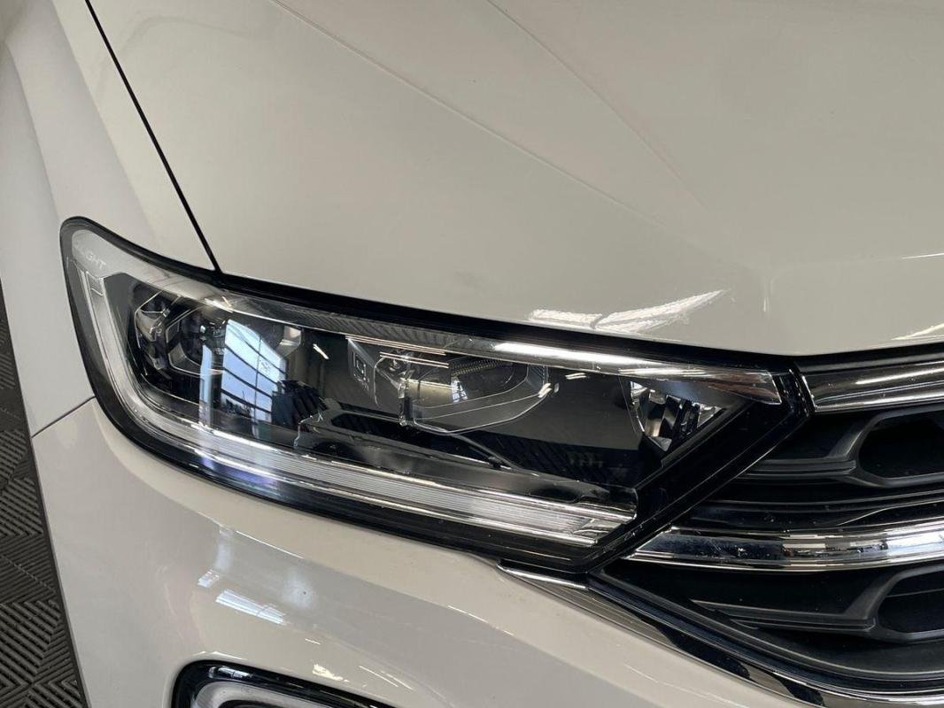 Volkswagen T-Roc - Photo 21