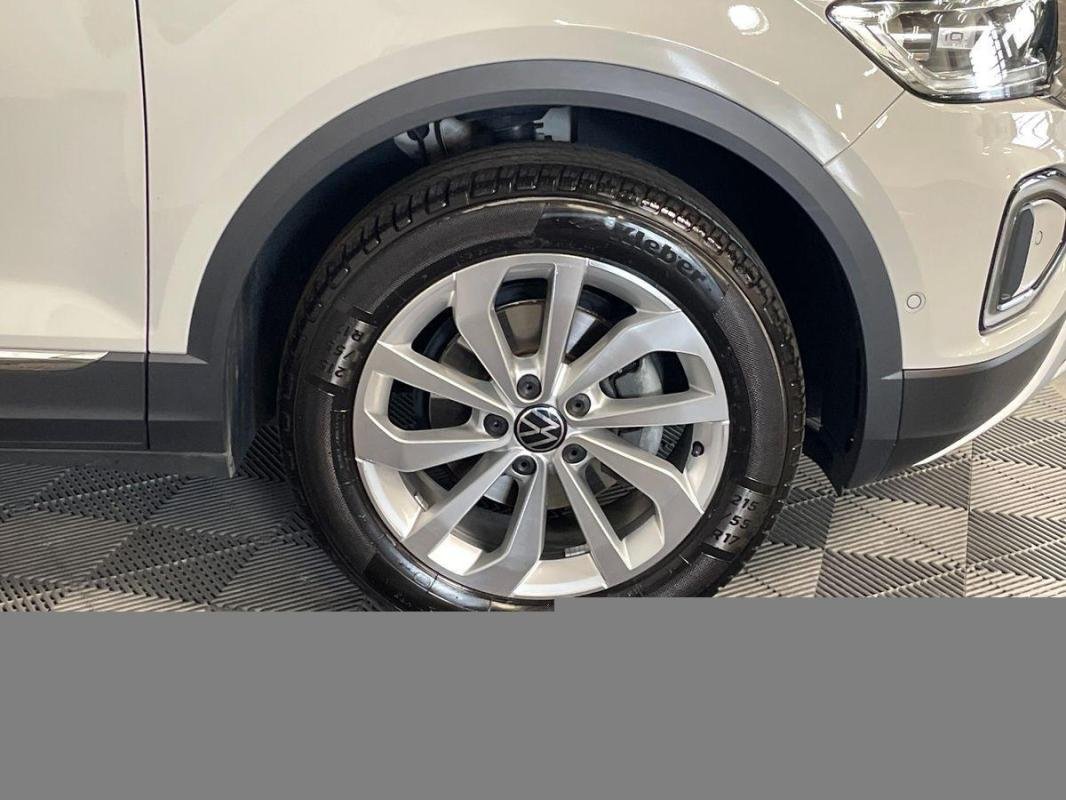 Volkswagen T-Roc - Photo 25