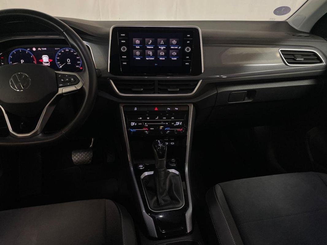 Volkswagen T-Roc - Photo 8
