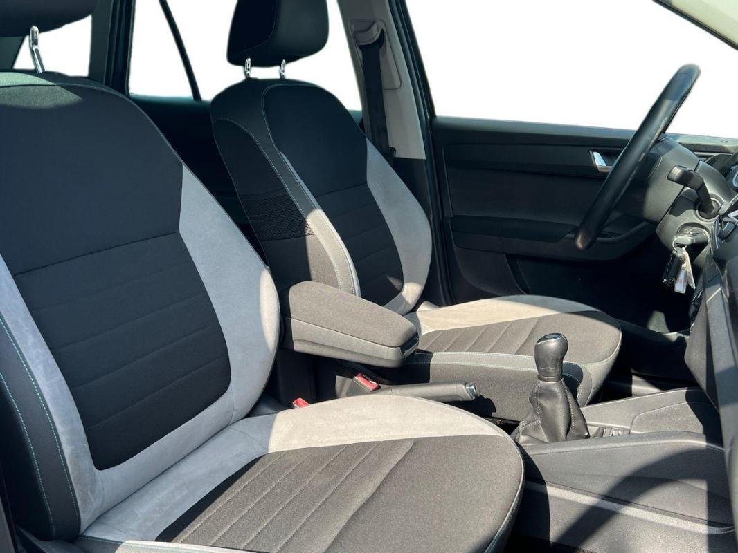 Skoda Fabia - Photo 13