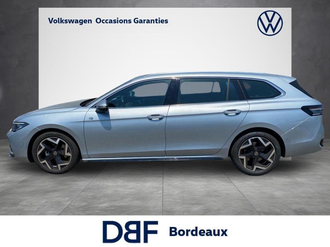 Volkswagen Passat - Photo 2