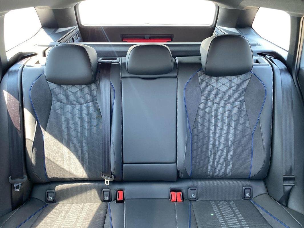 Volkswagen Passat - Photo 22