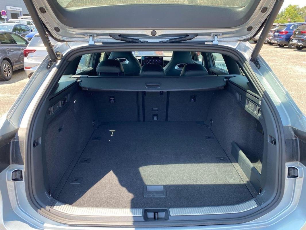 Volkswagen Passat - Photo 31