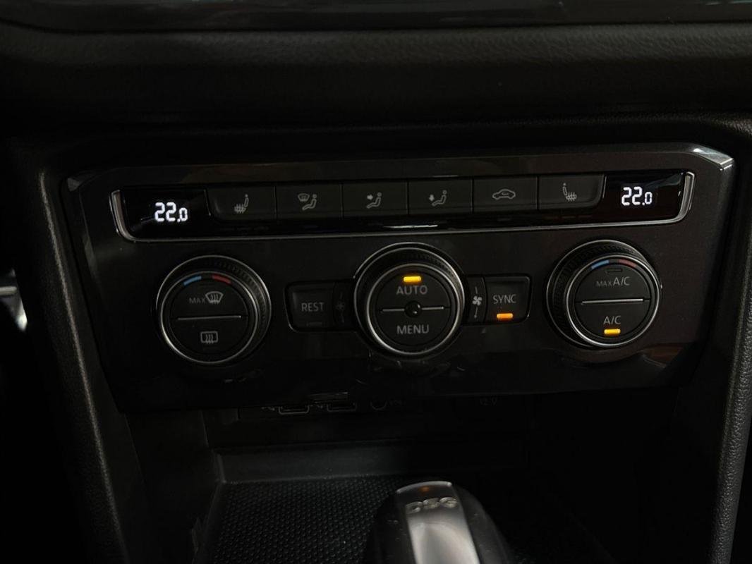 Volkswagen Tiguan - Photo 19