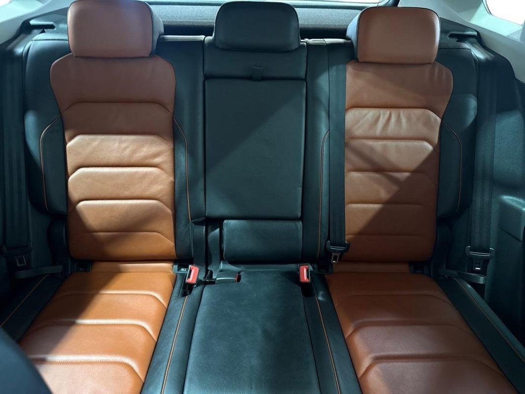 Volkswagen Tiguan - Photo 22