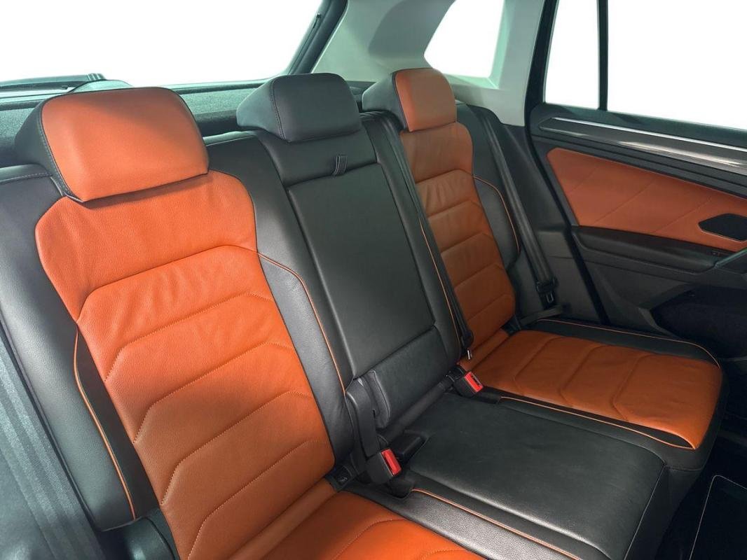 Volkswagen Tiguan - Photo 23