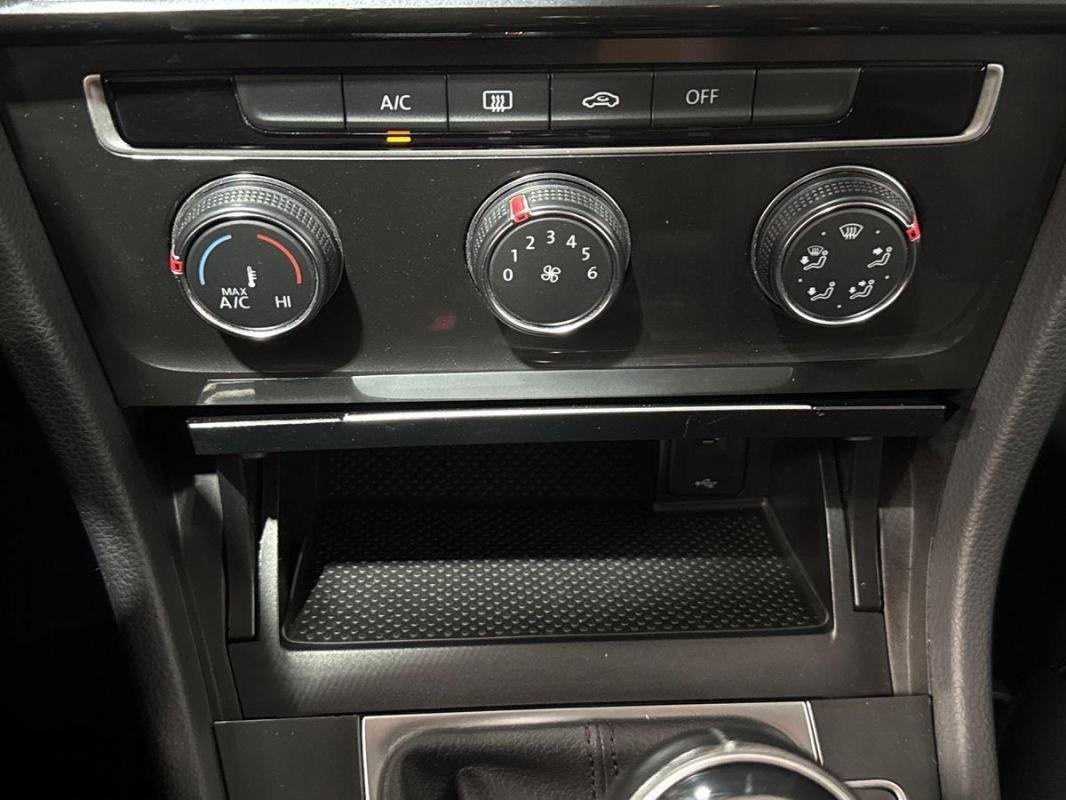 Volkswagen Golf - Photo 19
