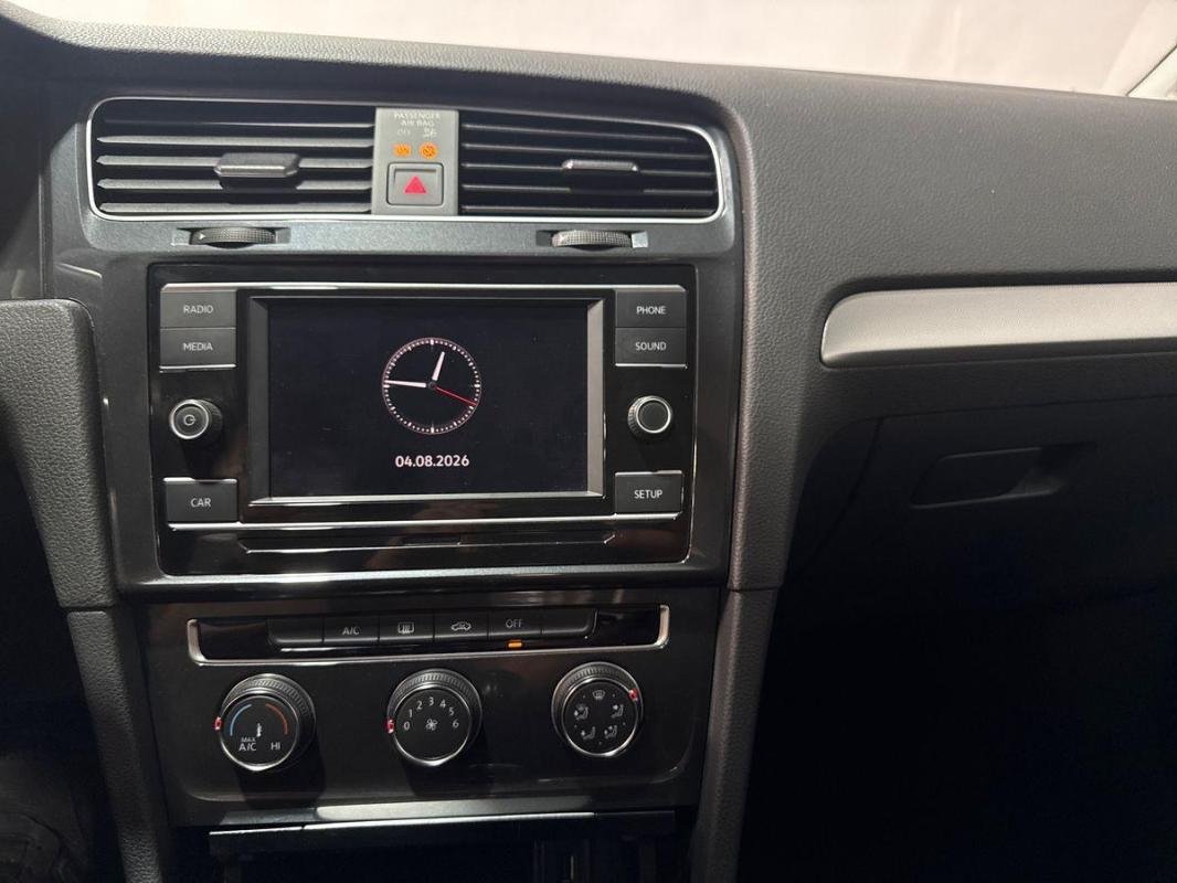 Volkswagen Golf - Photo 10