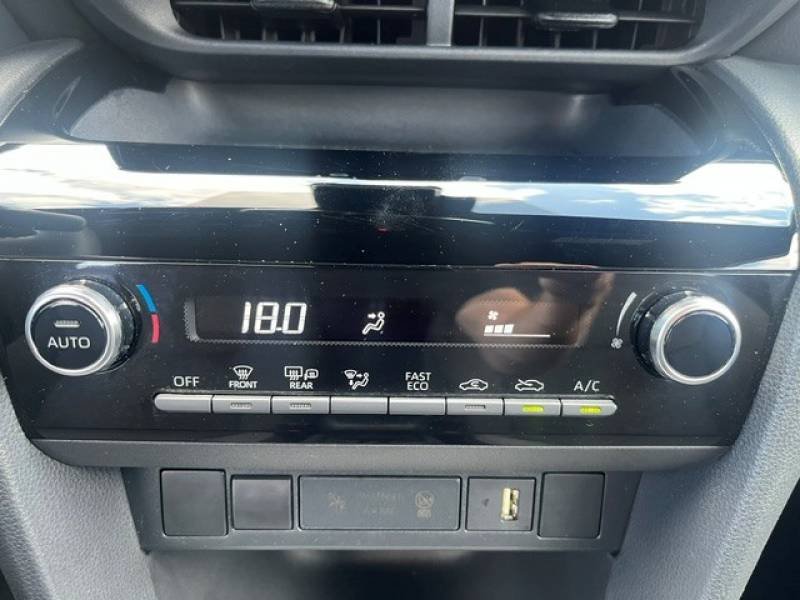 Toyota Yaris - Photo 16