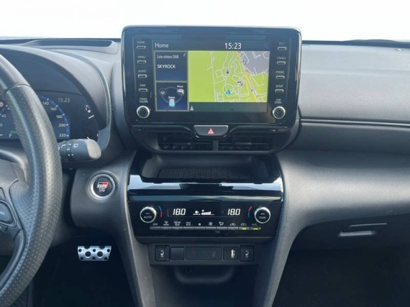 Toyota Yaris - Photo 7