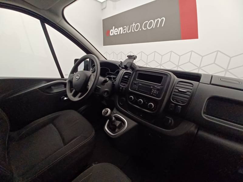 Nissan NV300 - Photo 12