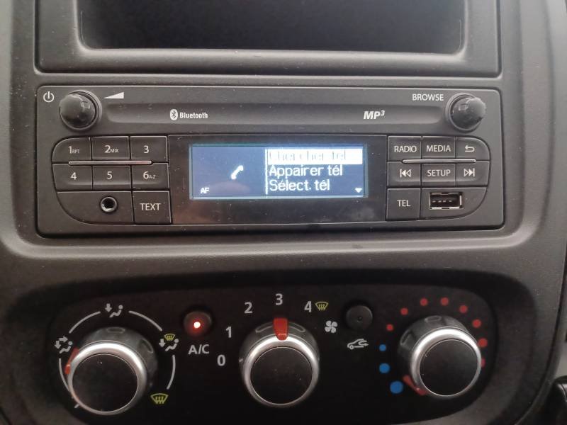 Nissan NV300 - Photo 19