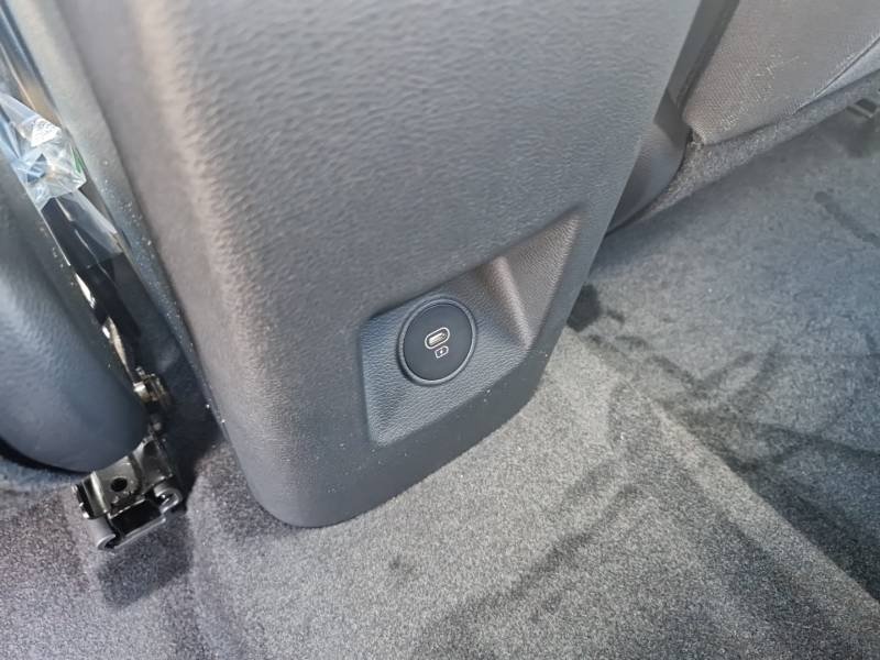 Kia CEED - Photo 24