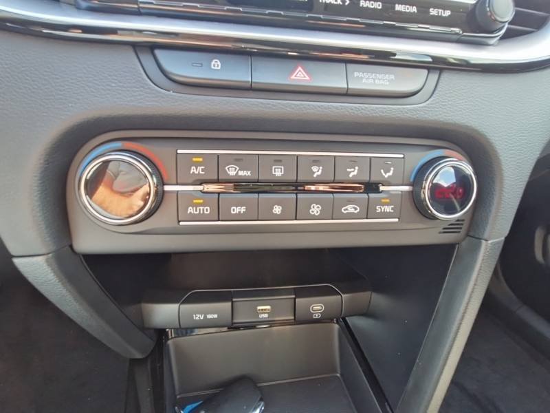 Kia CEED - Photo 37