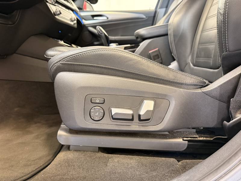 BMW iX3 - Photo 14