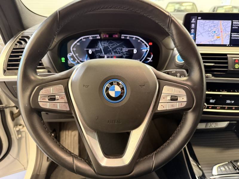 BMW iX3 - Photo 20