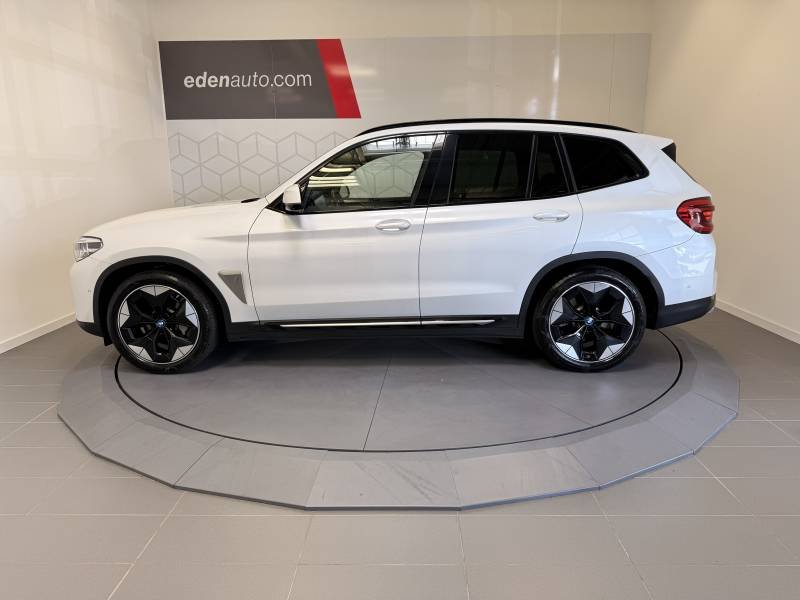 BMW iX3 - Photo 2