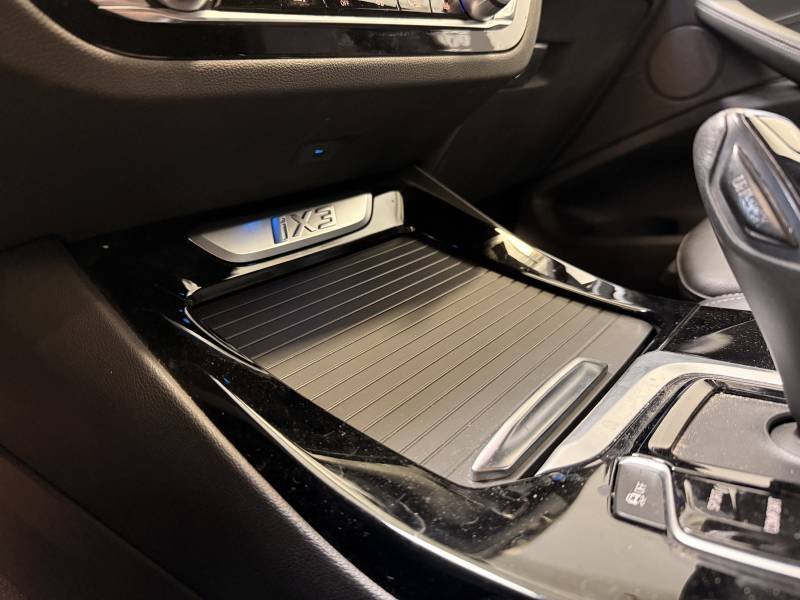BMW iX3 - Photo 27