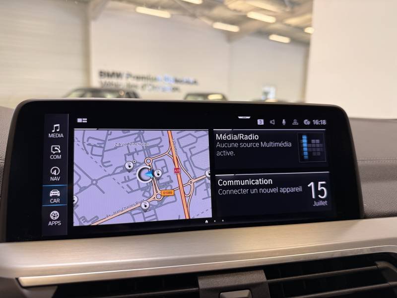 BMW iX3 - Photo 30