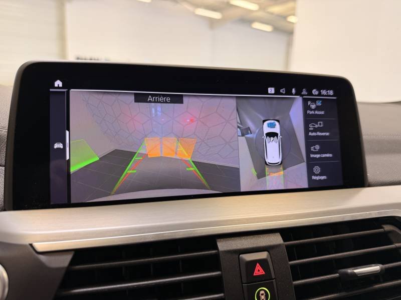 BMW iX3 - Photo 33