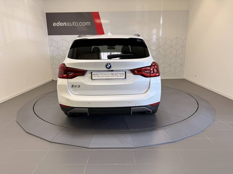 BMW iX3 - Photo 4