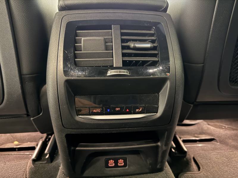 BMW iX3 - Photo 46
