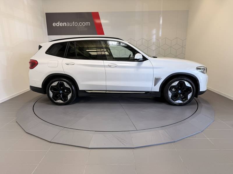 BMW iX3 - Photo 6
