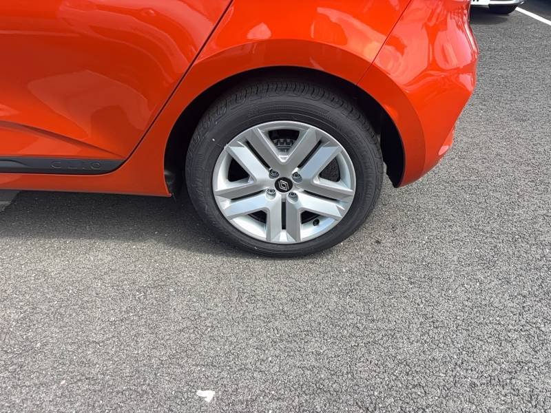 Renault Clio - Photo 11