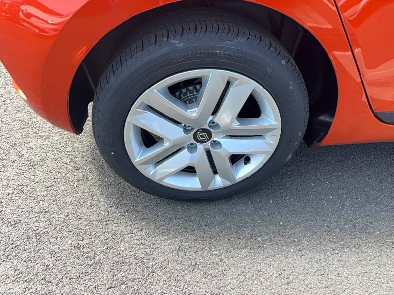 Renault Clio - Photo 15