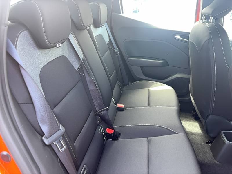 Renault Clio - Photo 18