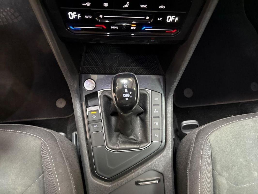 Volkswagen Tiguan - Photo 11