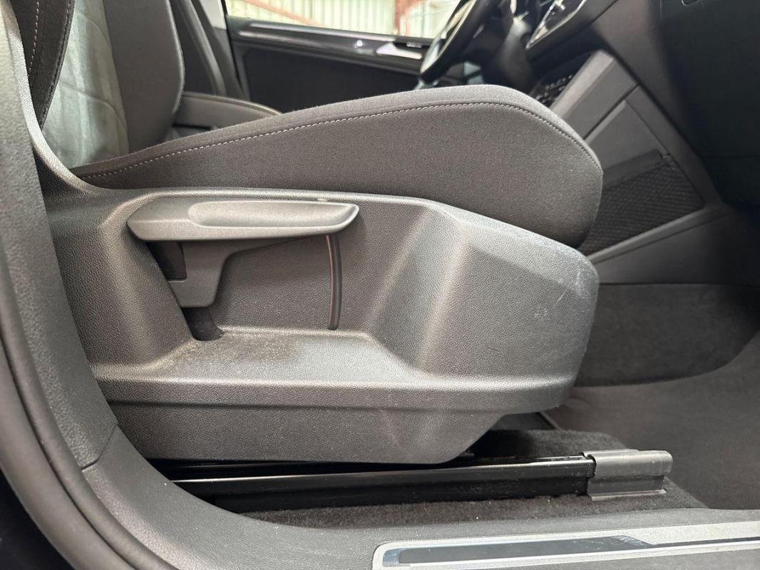 Volkswagen Tiguan - Photo 14