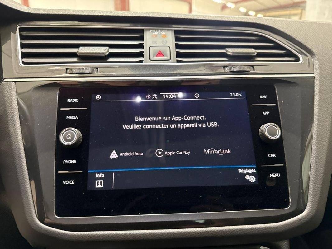 Volkswagen Tiguan - Photo 17