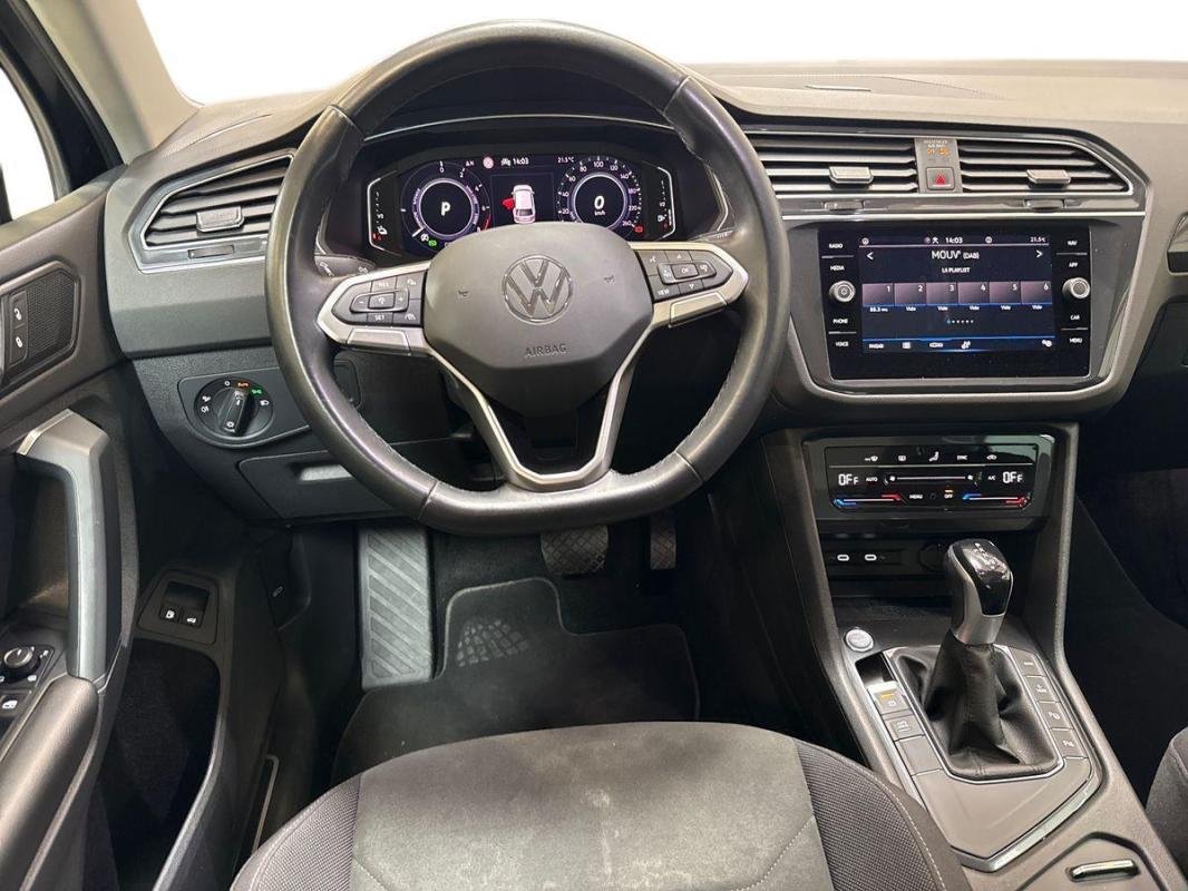 Volkswagen Tiguan - Photo 24
