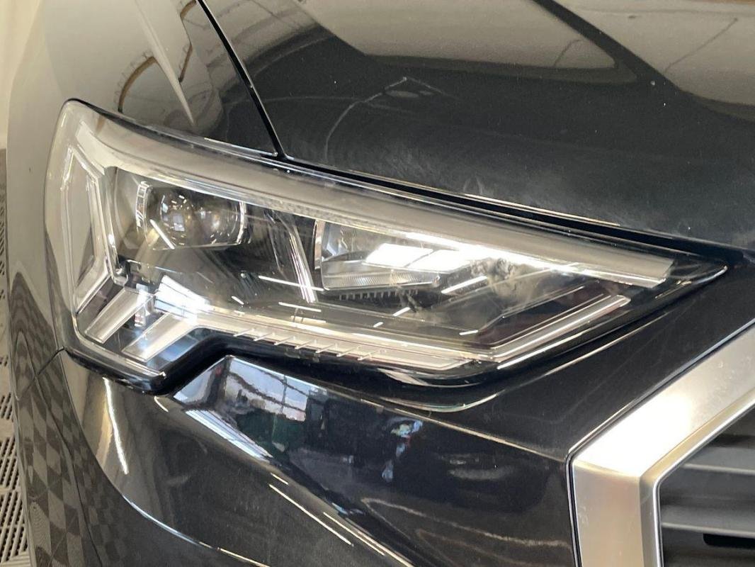 Audi Q3 - Photo 25