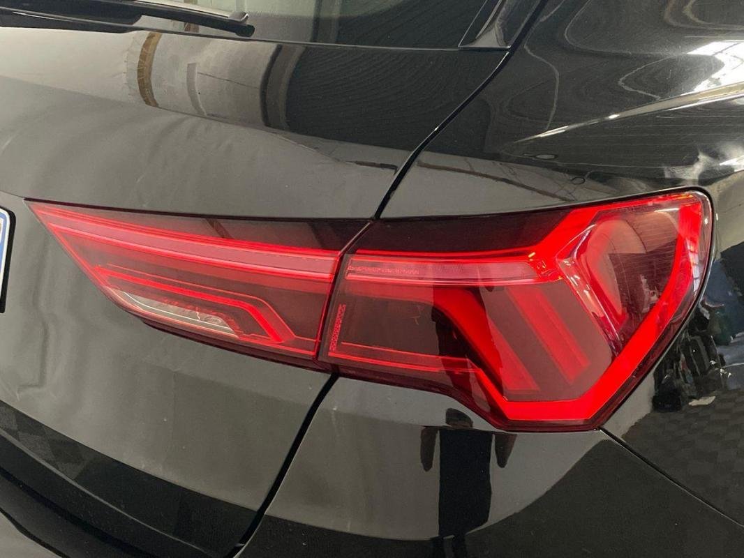 Audi Q3 - Photo 30