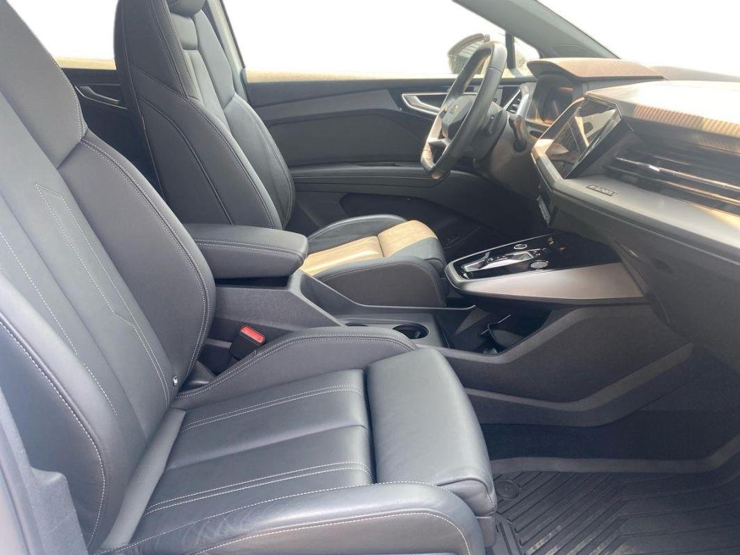 Audi Q4 e-tron - Photo 13